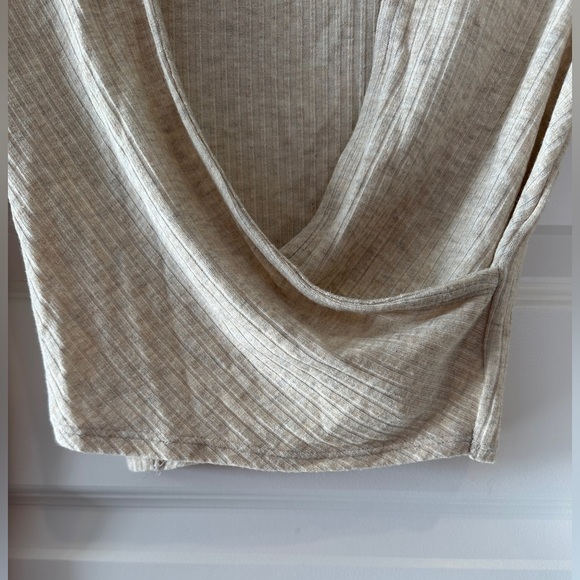 Abercrombie & Fitch Beige Ribbed Collared Wrap Top Long Sleeve Size XS Womens - Picture 2 of 5